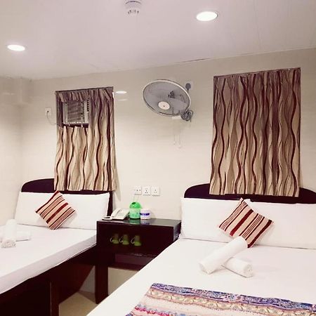 Reliance Inn Гонконг Экстерьер фото