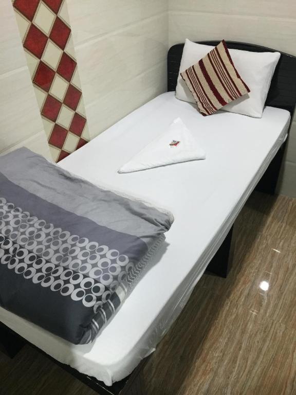 Reliance Inn Гонконг Экстерьер фото